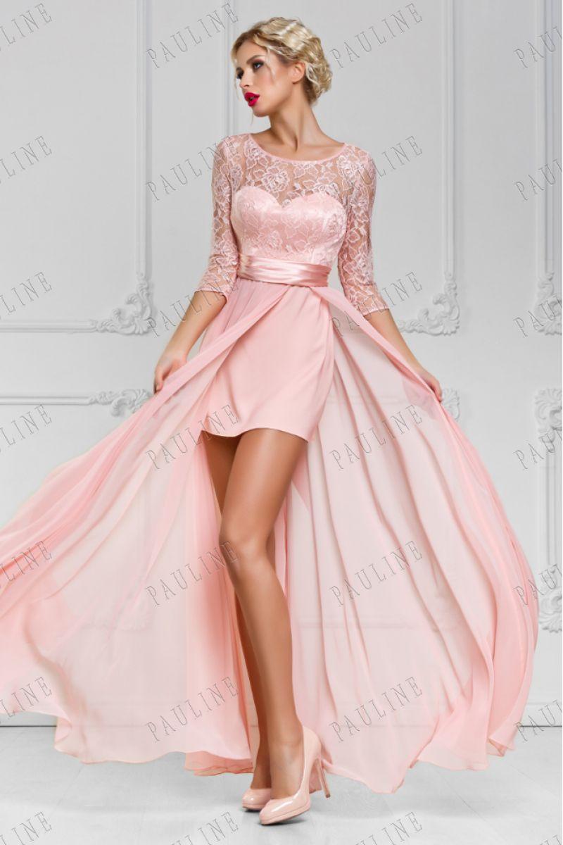 Розовое платье с рукавами